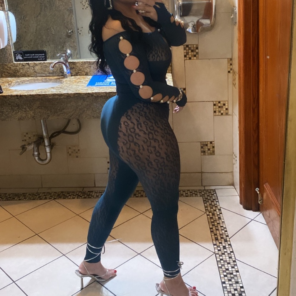 Hunter green on size jumpsuit